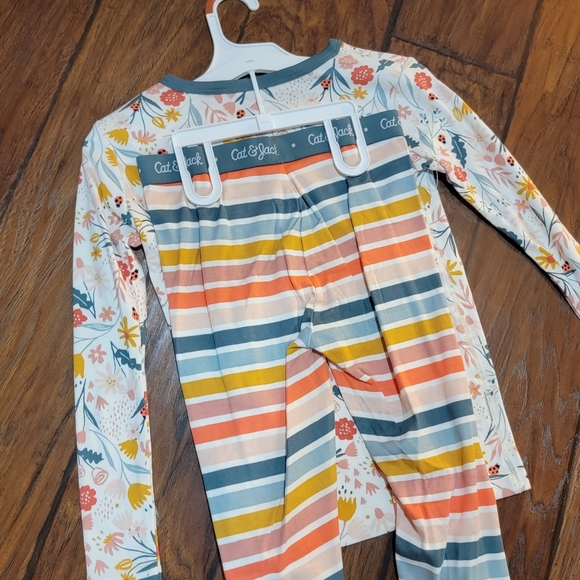 Cat & Jack pajamas - Picture 5 of 6